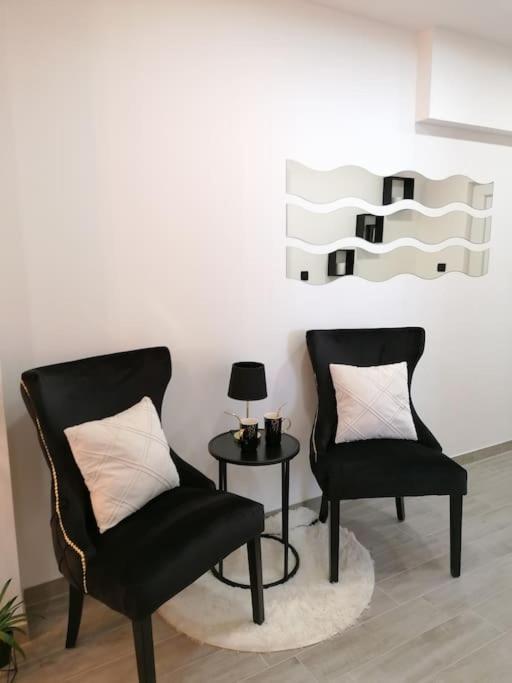 Apartman Max !!!! Omiš Esterno foto